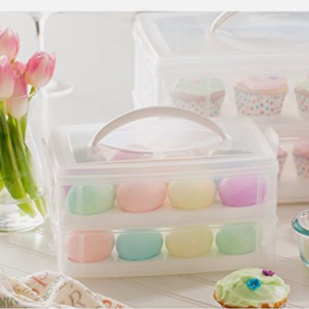 Snapware Multi-Use Egg-Tainer - Picture 9 of 10